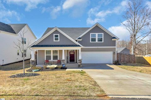 206 Iris Drive sold home in Livingston Park, Easley, SC