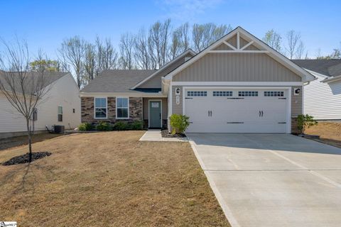 218 Stockland Trail sold home in Durbin Oaks, Fountain Inn, SC