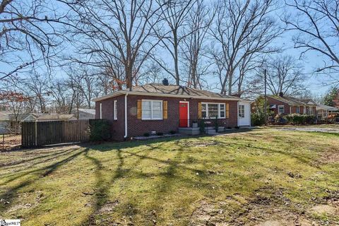 1 Picadilly Street sold home in Mayfair Estates, Taylors, SC