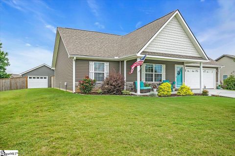 407 Braeburn Fields Court sold home in Manzanares, Inman, SC