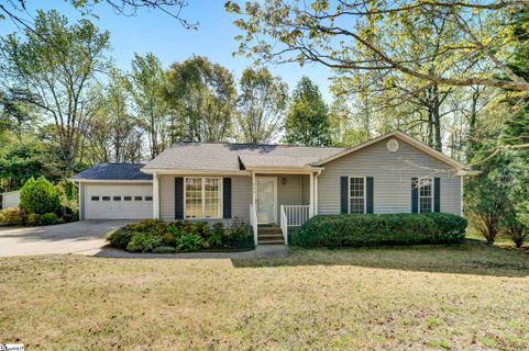 204 Eastwood Drive sold home in Old Mill Estate, Taylors, SC