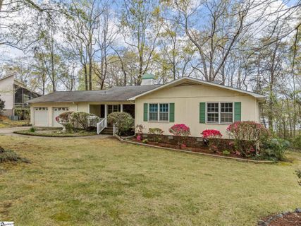 167 Chestnut Lake Drive sold home in Chestnut Lake, Inman, SC