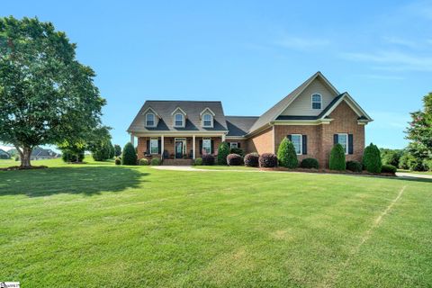 315 Sabrewood Lane sold home in Wynmure, Pauline, SC