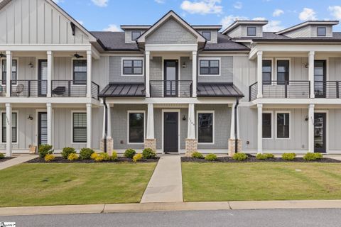 1109 Syrah Lane active home in Townes At Squires Pointe, Duncan, SC