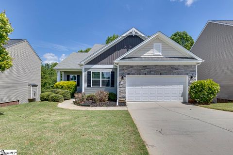 325 Castleton Circle