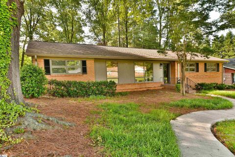 200 Lavonne Avenue sold home in Forest Acres, Easley, SC