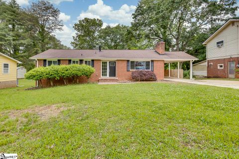 422 Fairmont Drive sold home in South Forest Estates, Greenville, SC