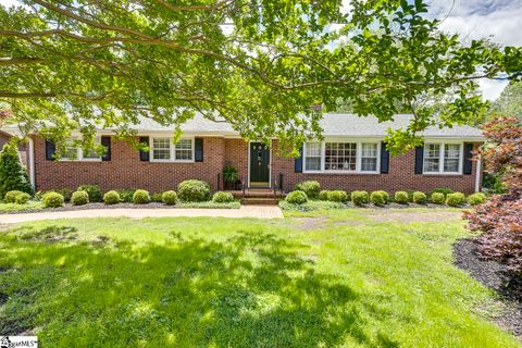 202 Roberta Drive sold home in Cherokee Forest, Greenville, SC