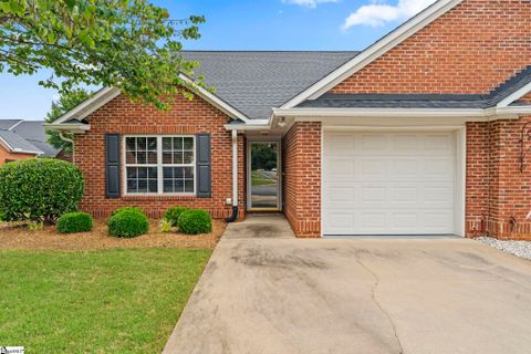 406 Hunting Creek Drive sold home in Coopers Lake, Simpsonville, SC