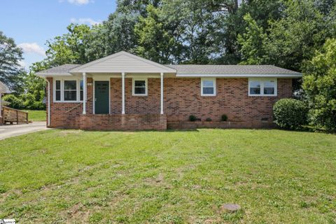 168 Oakvale Drive sold home in Oakvale Terrace, Piedmont, SC