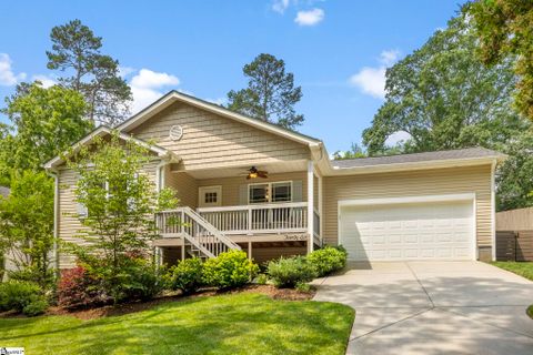 26 Briarcliff Drive