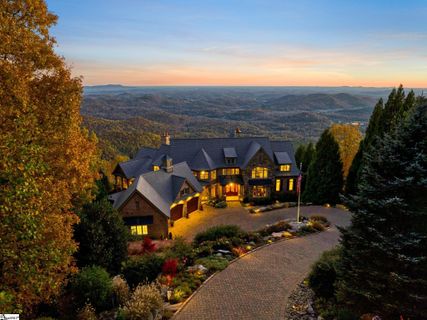 16 High Bluff Court