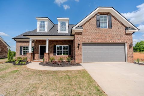 105 Willett Trail sold home in Maplewood Estates, Taylors, SC