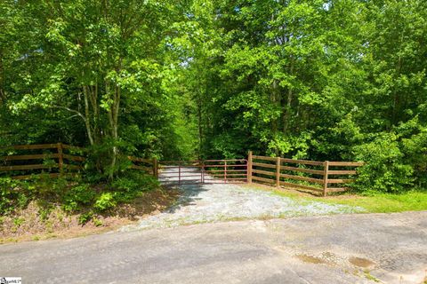 105 Sidari Drive sold home in New Town Mount, Pickens, SC