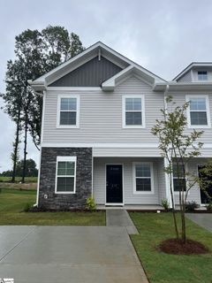 215 Islay Way