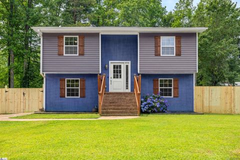 4 Wiberg Court sold home in Sunny Slopes, Travelers Rest, SC