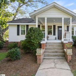 10 Keith Drive