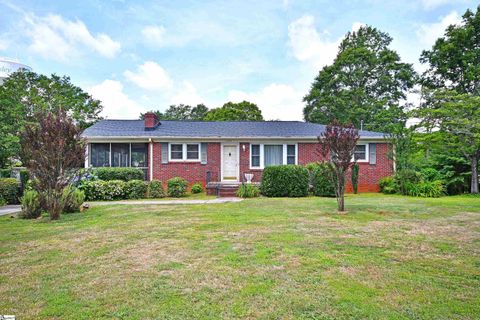 204 Jasper Street sold home in Rc Jack Oates, Easley, SC