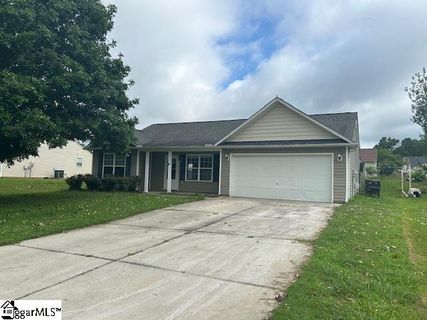 102 Lear Drive sold home in Pinehaven Pointe, Laurens, SC