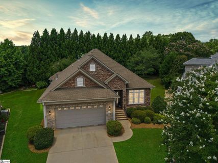 207 Hunters Court sold home in Hunters Ridge, Greenville, SC