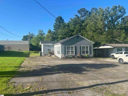 101 Elm Street sold home in College View, Clinton, SC