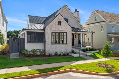 105 Burriss Drive