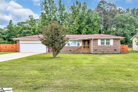 469 Royal Oak Drive sold home in Windsor Forest, Spartanburg, SC