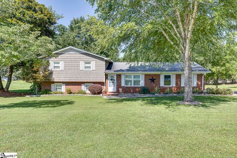 103 Birchwood Street sold home in Forest Park, Easley, SC