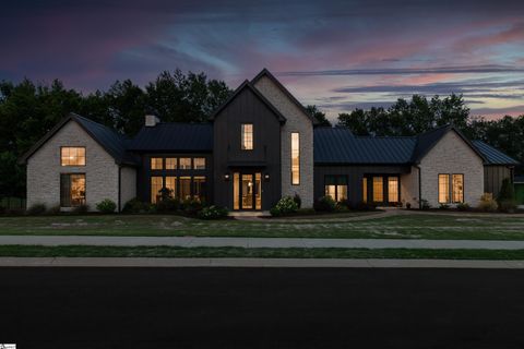 304 Waterford Fall Way sold home in Waterford At Roper Mountain, Simpsonville, SC