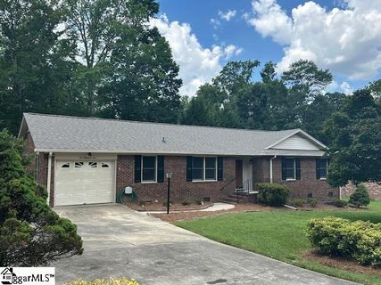 503 Gray Fox Square sold home in Gray Fox Run, Taylors, SC