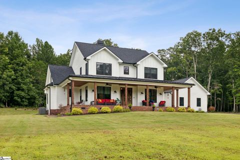 80 Stone Cottage Lane sold home in Meadows Of Campbell Creek, Landrum, SC