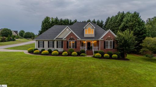 735 Brookdale Drive sold home in Woodbridge, Greer, SC