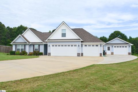 875 W Keepsake Lane sold home in Manzanares, Inman, SC