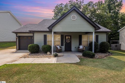 221 Basswood Drive sold home in Old Georgia Farms, Roebuck, SC