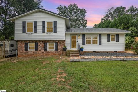 412 Sellwood Circle