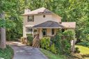 1221 Winding Way sold home in Taylors, SC