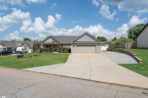 203 Butler Road sold home in Hammett Pointe, Lyman, SC