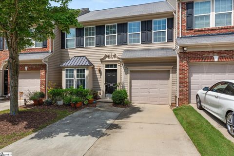 418 Cedar Pines Drive