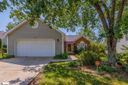 620 Fairview Lake Way sold home in Simpsonville, SC