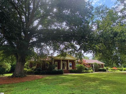 718 Parkview Drive