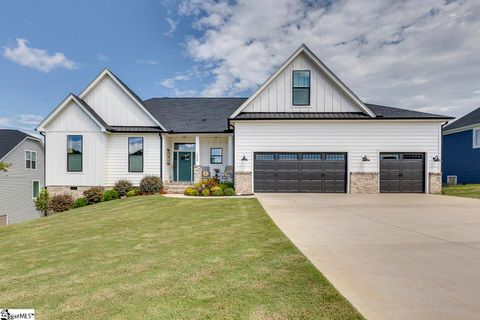 224 Montview Circle