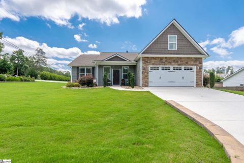 5 Smith Tractor Road sold home in Kelley Farms, Travelers Rest, SC