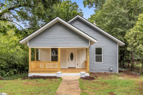 203 Brockman Avenue
