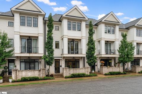 46 Claussen950 Avenue sold home in Augusta Row, Greenville, SC