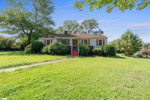 122 Legrand Boulevard sold home in Sherwood Forest, Greenville, SC