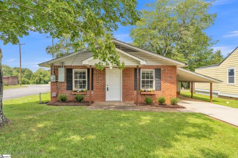 208 Parkins Mill Road sold home in Fair Heights, Greenville, SC