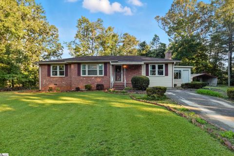 180 Pine Drive sold home in Peace Haven, Taylors, SC