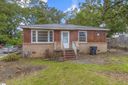8 Picadilly Street sold home in Taylors, SC