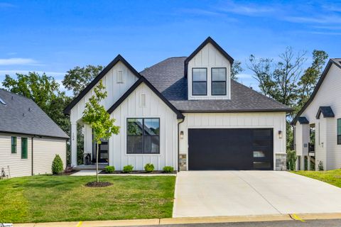 104 Winding Rock Road