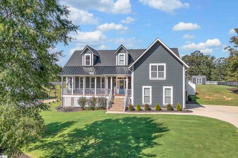 112 Lipizzaner Court